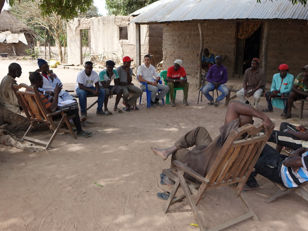 Pozzo profondo di Kenwal in Senegal by Balouo Salo - Raoul Vecchio